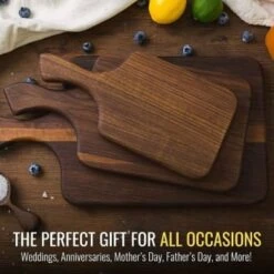 Brazos Organic Oiled Wood Cutting Board, Seasoned Dark Walnut, 11 X 6 In. -Gastro Gas 208709 w DetailedProductView4 Lg